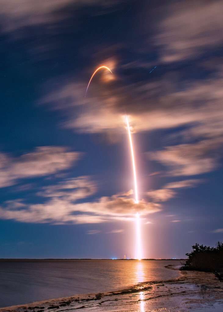 SpaceX Launches Starlink 6-12 - FMN News